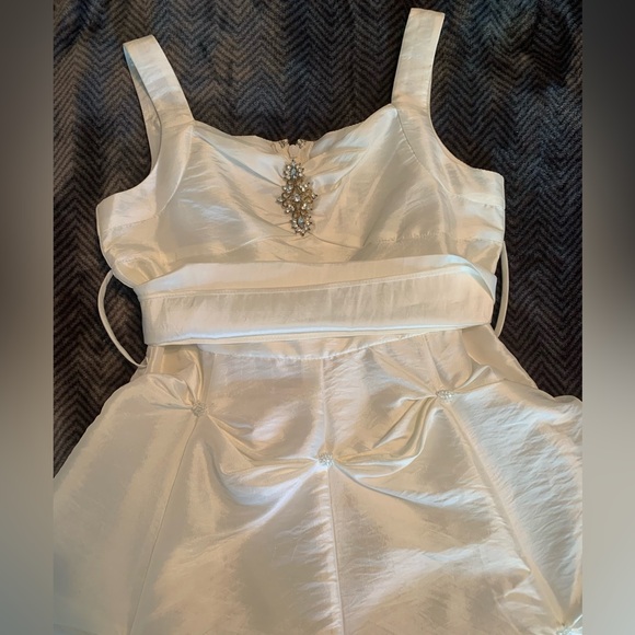 First Communion Dress - Picture 2 of 7